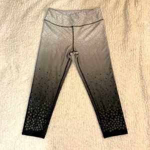⭐️SOLD⭐️ Capri leggings